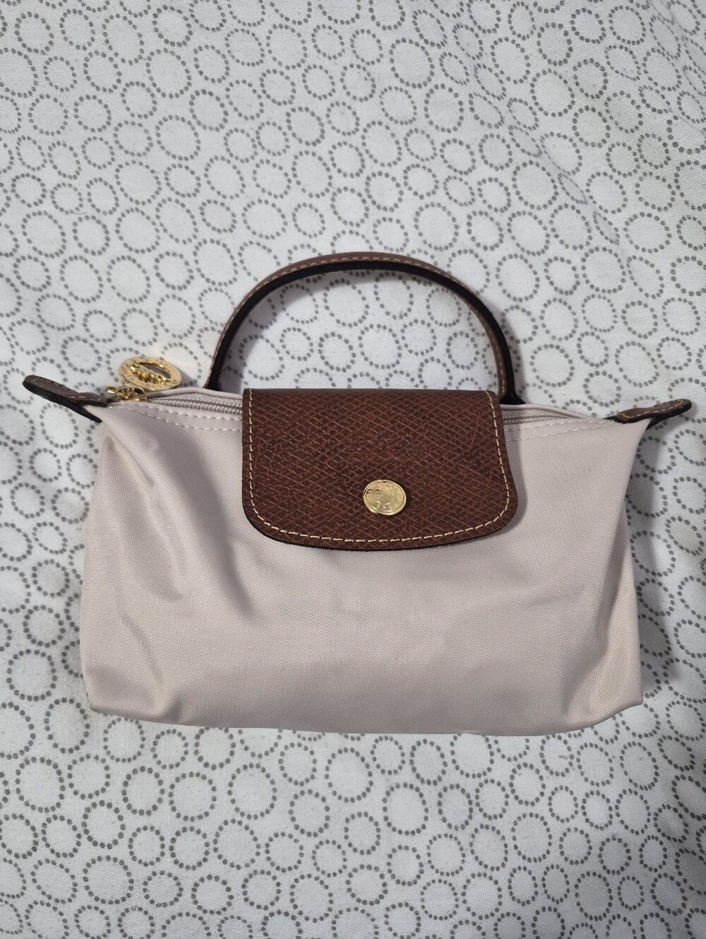 Longchamp Le Pliage Pouch - Picture 5 of 7